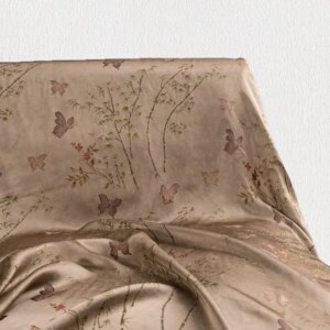 High Quality Real Silk 50momme Guangdong Shunde Spring and Autumn Gambiered Cloth Heavy Fabric