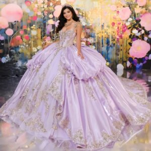 Light Lilac Ball Gown Quinceanera Dresses for Girls Lace Up Off the Shoulder Gold Applique Crystal Beading Bow Corset Vestidos
