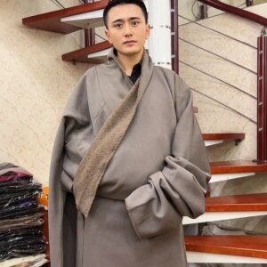 2025 Fall Winter Men Tibetan Robe New Costumes Fashion Double Layer Warm Velvet Padded Thickened Ethnic
