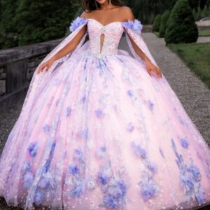 Pink Quinceanera Dresses Off Shoulder Ball Gown Sweet 16 Dress Beading Crytal Sequin Applique Flower Tull With Cape Birthday Par