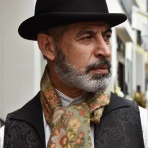 Elegant fashion solid color hat master top bowler man