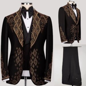 Crystal Wedding Tuxedos 3 Pieces Luxury Beaded One Button Blazer+Vest+Pants Customized Groom Suits Party Show Male Prom Outfit
