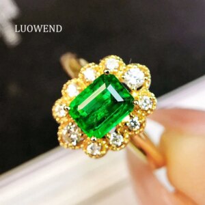LUOWEND 100% 18K Yellow Gold Rings Luxury Flower Design Shiny Diamond Natural Emerald Ring for Women High Party Jewelry