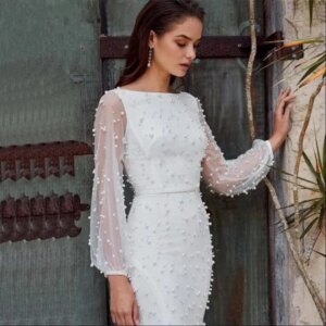 Gorgeous White Women Prom Dresses Long Sleeves Illusion Pearls Floor Length Trumpet Fairy High Quality Female Evening Party Gown