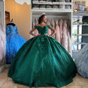 Exquisite Emerald Green Quinceanera Dresses Princess Bead Crystals Appliques Birthday Gowns Graduations Vestidos De 15 Customize