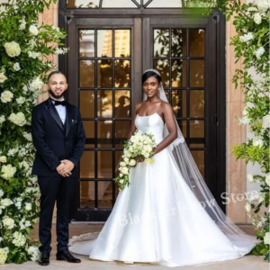 Sweetheart Bridal Gowns Exquisite Strapless White Sleeveless A-Line Satin Long Customised Long Wedding Dresses For Women 2024