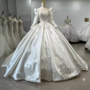 Robe Mariée Femme O-Neck Long Sleeve Lace Up Back Wedding Dress Embroidery Sequined Ball Gown Customized Bridal Dress