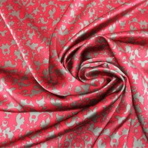 The new 28momme heavy silk Suzhou satin fabric printed cheongsam skirt clothing
