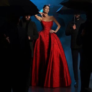 L459 Customized Sweetheart Red Satin Crystal Ball Gown  فساتين السهرة vestidos de fiesta  فساتين سهره evening dresses
