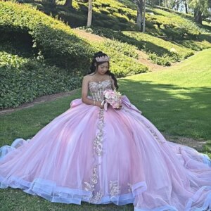 Customized Pink Quinceanera Dress Off Shoulder sequin applique beads crystal Bow vestidos de 15 Quinceanera