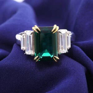 Provence Anniversary Ring 18KGold Emerald cut Lab Grown Gemstones wedding ring for Woman DEF/VS Lab Diamonds Personalized Custom