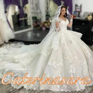 Princess V-neck Wedding Dresses Lace Applique Long Sleeves Tiered Skirt Dubai Arabic Bridal Gown Luxury Vestido De Novia