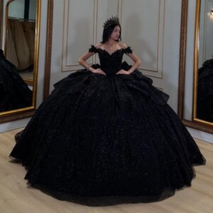 Black Shiny Quinceanera Dresses Off Shoulder Ball Gown Sweet 16 Dress Beading Crystal Bow Tull Birthday Party Vestidos 15 De
