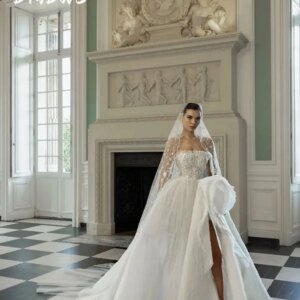 Elegant Side Slit Bridal Gown 2025 Romantic Sleeveless Wedding Dress Shiny Strapless Applique Floor-Length Gown Customized