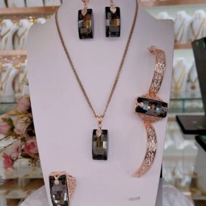 Dubai Europe’s New Gold Plated Necklace, Earrings, Rings, Bracelets, Wedding Party Gifts, Jewelry Set for Lovers YY10597