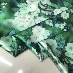 High Quality Silk Fabric Green Background Flower Spray Printing 40momme Thickened Stretch Satin