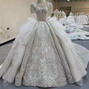 Hochzeitskleid Half Sleeves Square Collar Beading Wedding Dress See Through Back Crystal Ball Gown Lace Long Bridal Dress