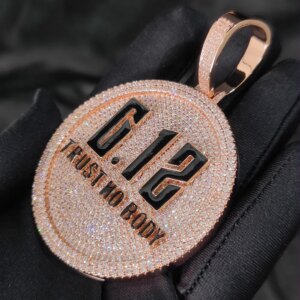 Customized Big Round Pendant 60MM Plating Rose Gold Bling Diamond Hip Hop Jewelry Letter/Name/Date Pendant Dropping Oil Process