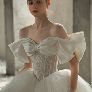 Customized Exquisite Off The Shoulder Sweetheart Neck Elegant 2025 Weding Dresses With Bow Court Train Party Dresses Prom Dress