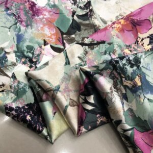 High Quality 40momme Suzhou Hongcheng Silk Fabric Digital Inkjet Printed Flower Plant Cheongsam Cloth