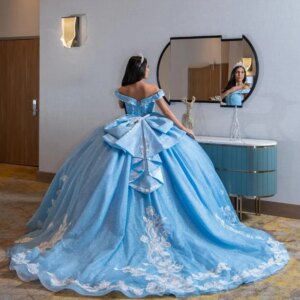 Sky Blue Shiny Off The Shoulder Crystal Beading Ball Gown Quinceanera Dresses Appliques Lace Tull Ribbons Corset Vestido De 15