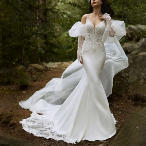 Mermaid Elegant Luxury chic Long sleeve V-neck beach Wedding dress Bohemian applique corset bridal dress new custom 2024