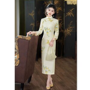 Fashion Improvement New Chinese Style Long round Placket 3/4 Sleeve Cheongsam Qi Pao Winter Knitted plus Fluff