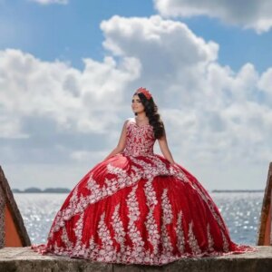 Customized Shiny Red Sweetheart Off Shoulder Quinceanera Dress applique Tull Long Tail vestidos de 15 Quinceanera