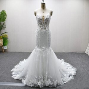 Vestidos De Novias Boda 2025 De Lujo Spaghetti Straps V-Neck Backless Wedding Dress Appliques Sexy Bridal Dress