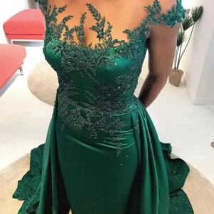 2025 Arabic Aso Ebi Green Lace Beaded Mermaid Prom Dresses Sheer Neck Vintage Evening Birthday Engagement Gowns Robe De Soiree