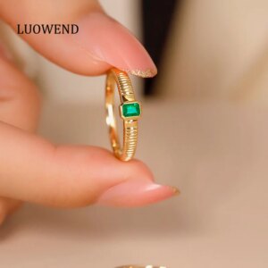 LUOWEND 100% 18K Yellow Gold Rings Luxury Simple Style Real Natural Swat Emerald Engagement Ring for Women High Party Jewelry
