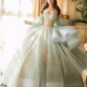 Customized Green Sweet 16 Quinceanera Dress Puffy Sleeves Beads Crystals Flower Lace Appliques Vestidos De 15 Años Corset