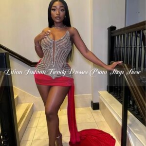 Sexy Diamante Mini Short Prom Dress Glitter U Neck Plunge Beaded See Through Applique With Train Birthday ballkleider Customised