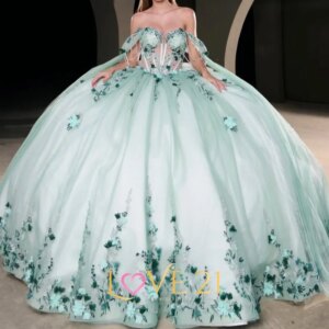 Light Green Shiny Quinceanera Dresses Off Shoulder Ball Gown Sweet 16 Dress Appliques Flower Beads Tull Corset Birthday Party