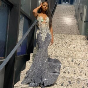 Customized Diamonds Long Prom Dress For Black Girls 2025 Beads Crystals Evening Party Dresses Sleeveless Formal vestidos de gala