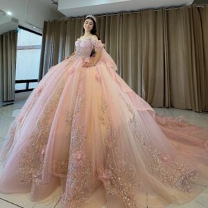 Pink Shiny Quinceanera Dresses Ball Gown Off Shoulder Sequin Applique Flower Beading Crystal Tull Corset Sweet 16 Dress Vestidos
