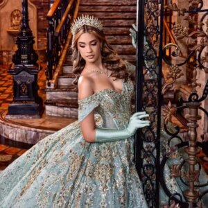 Mint Green Glittering Quinceanera Dresses Beading Crystal Appliques Lace Tull Off The shoulder Vestidos De 15 Anos Birthday Part