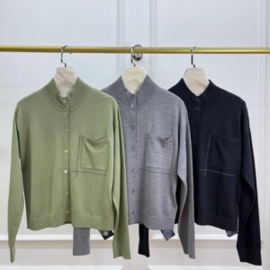 Spring And Summer New Fashion High Quality Chain Pocket Knitted Cardigan Women 2025
