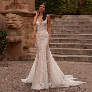 Bespoke Wedding Dress with O-Neck and Appliques Mermaid Lace Bridal Dresses customized