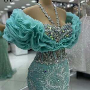 Luxury Mint Green Evening Dress Ruffles Crystals Straps Halter Wedding Party Gowns Mermaid Formal Occasion Dress Customized