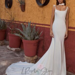 Scoop Neckline Sleeveless Custome Simple Mermaid Wedding Dress Handmade Flowers Illusion Tulle Button Court Train Bridal Dress