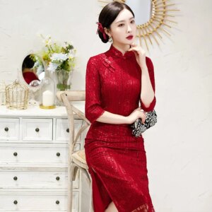 Red mid-length standing collar Chinese style wedding toasting dress cheongsam dinner