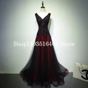 Gothic Wedding Dress v Neck Sleeveless Vintage Renaissance Black Red Wedding Dress Lace Appliques A-Line Custom Dresses vestidos