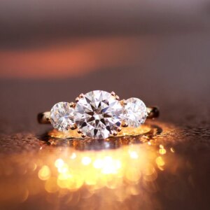 Provence 18K/14K/10K Yellow Gold 3ct T.W. D Color VVS1 GRA Certified Round Cut Three Moissanite Stone Ring Customized Band