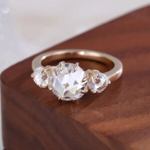 Provence 18K/14K/10K Yellow Gold 2.5ct DEF VVS Rose Cut Round Moissanite Three Stones Ring with GRA Certified For Women