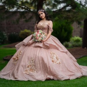 Rose Gold Sparkly Quinceanera Dresses 2025 XV Ball Gown Lace Applique Beading Princess Sweet 16 Dress Birthday Party Vestido De