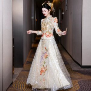 Embroidered Champagne Cheongsam 2025 Spring/summer New Engagement Cheongsam Chinese Wedding Dress Qipao Toasting Dress