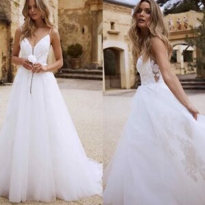 Fashion luxury A Line lace wedding dress 2024 new decal beach bridal dress Vestido De Noiva sexy backless wedding custom