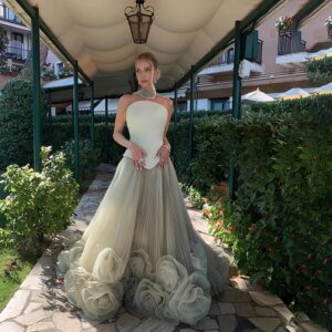 Fashion Strapless Tull Wedding Gown Sleeveless A-line party dresses Backless Zipper Custom Color Prom Gowns vestidos de fiesta