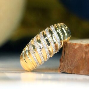 Aazuo 18K Pure Yellow Gold Real Diamond Buttonhole Lines Ring Gift For Woman&Lady Engagement Party Charm Jewelry Fashion Love
